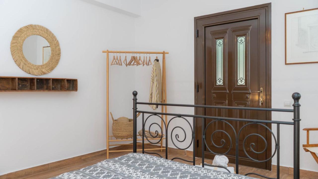 Postmans Apartment Under Meteora Каламбака Екстер'єр фото